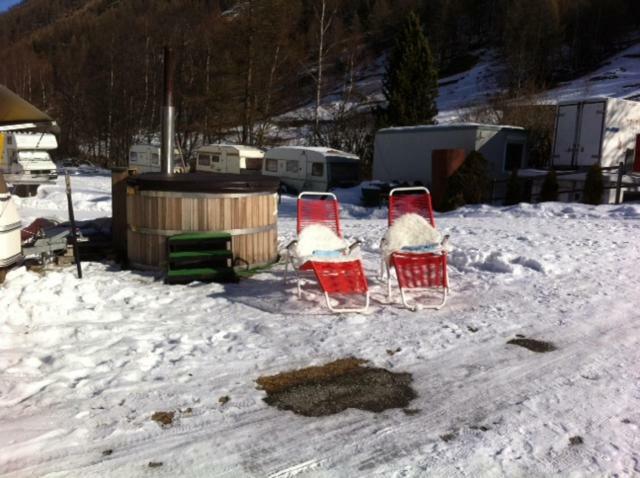 Camping Schonblick Im Saas-Tal Hotel Exterior foto